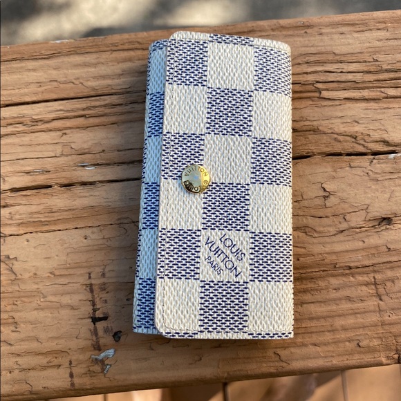 Authentic key chain - Picture 2 of 10